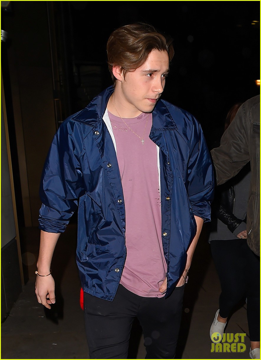 Brooklyn Beckham Has a Special Night With His Nana | Photo 940230 ...