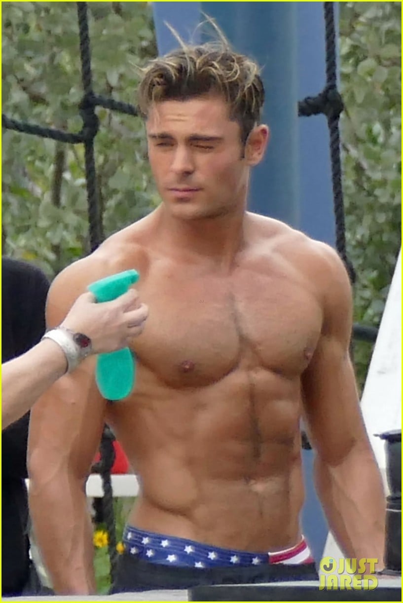 zac efron spray down baywatch set 01