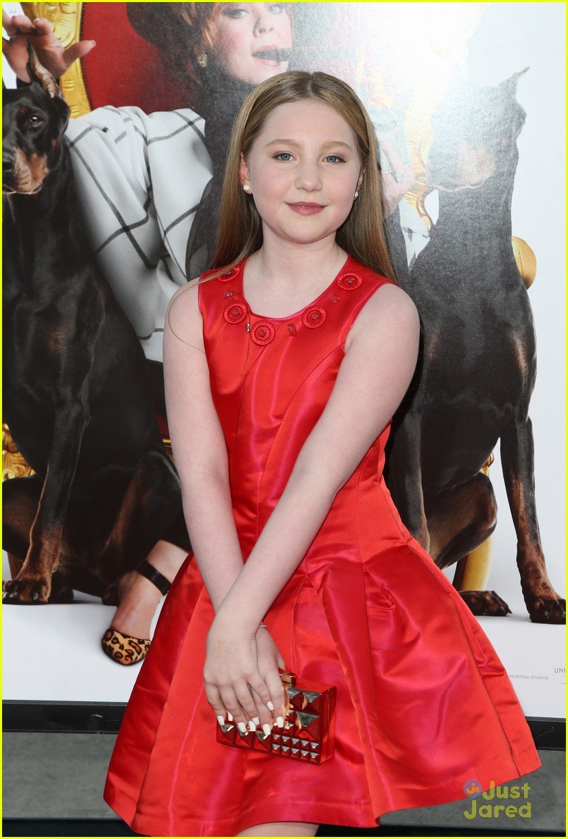 Ella Anderson Hits The Red Carpet For 'The Boss' Premiere Photo