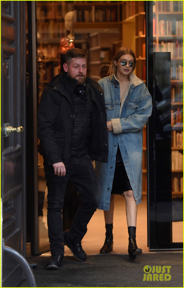 gigi hadid jean jacket cheer on bella pfw 01