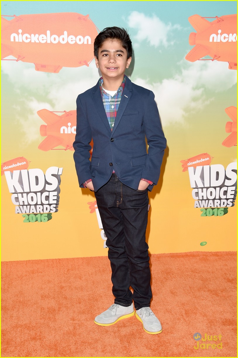 'Middle School' Stars Griffin Gluck & Thomas Barbusca Hit Kids Choice ...