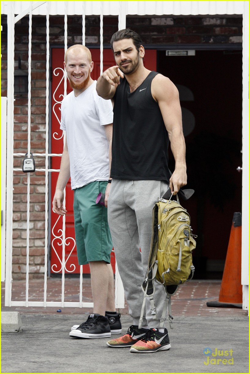 Nyle DiMarco Brings Twin Brother Nico To DWTS Practice | Photo 944698 ...