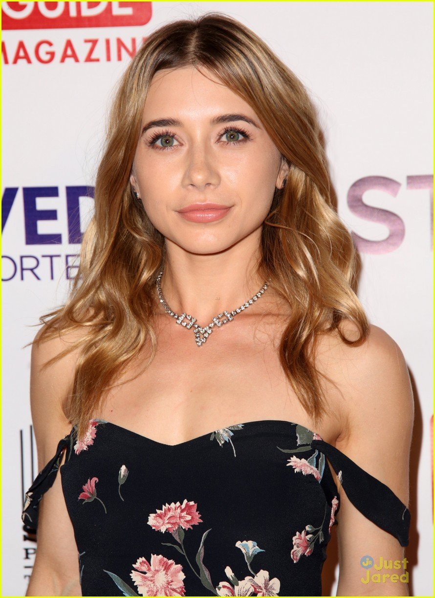 Olesya Rulin Embraces Her Superhero Side In 'Powers' Season Two Trailer ...