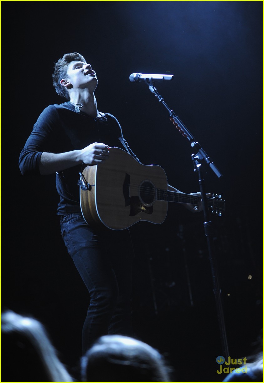 Full Sized Photo of shawn mendes james tw radio city tour stop pics 03