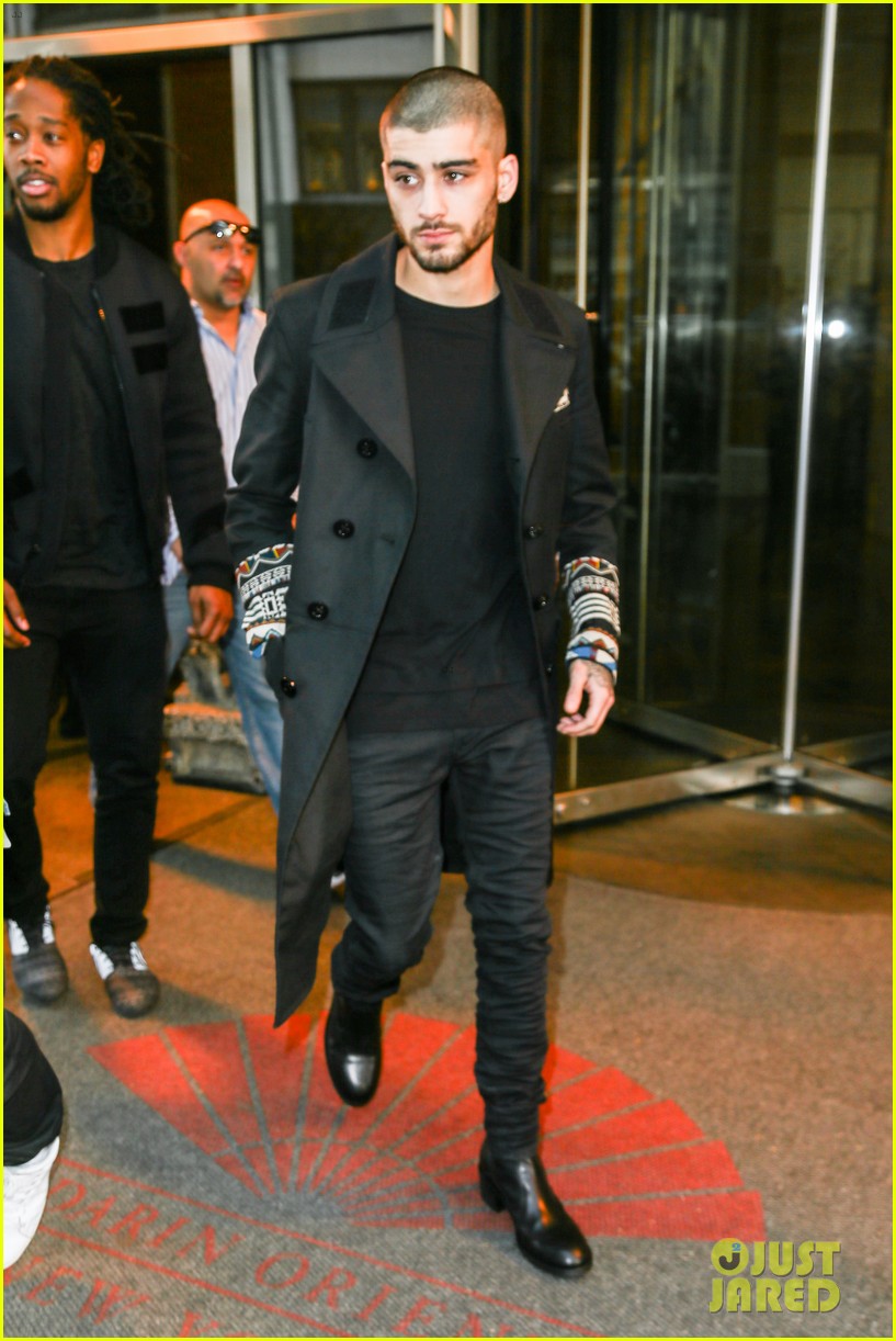 Zayn Malik's Head Tattoo Was Fake, You Guys | Photo 946496 - Photo ...