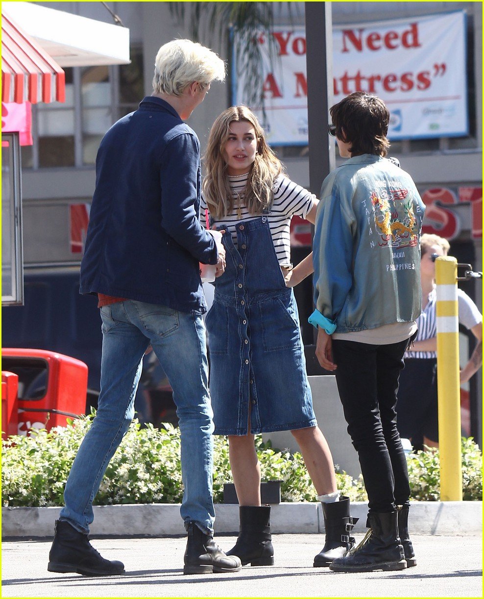 Full Sized Photo of hailey baldwin lucky blue smith shoot 21 | Lucky