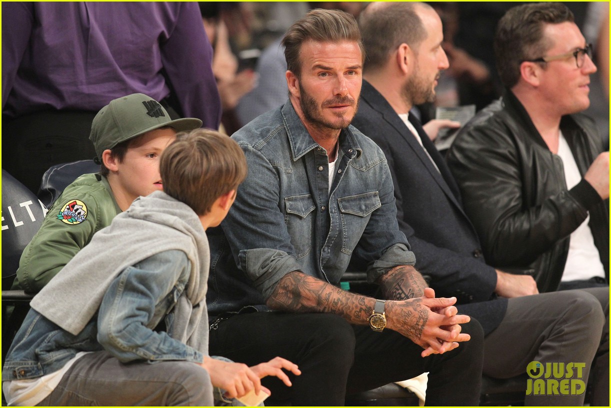 Romeo & Cruz Beckham Sit Court Side At The Lakers! | Photo 951552 ...