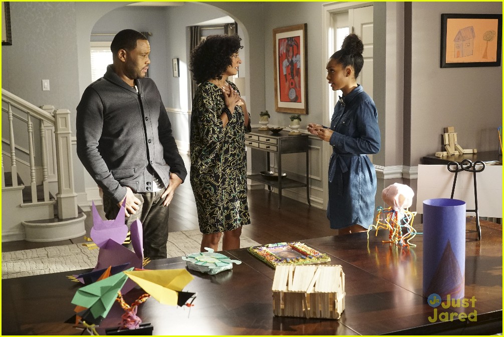 Full Sized Photo of blackish the leftovers stills 11 | Zoey Breaks The ...