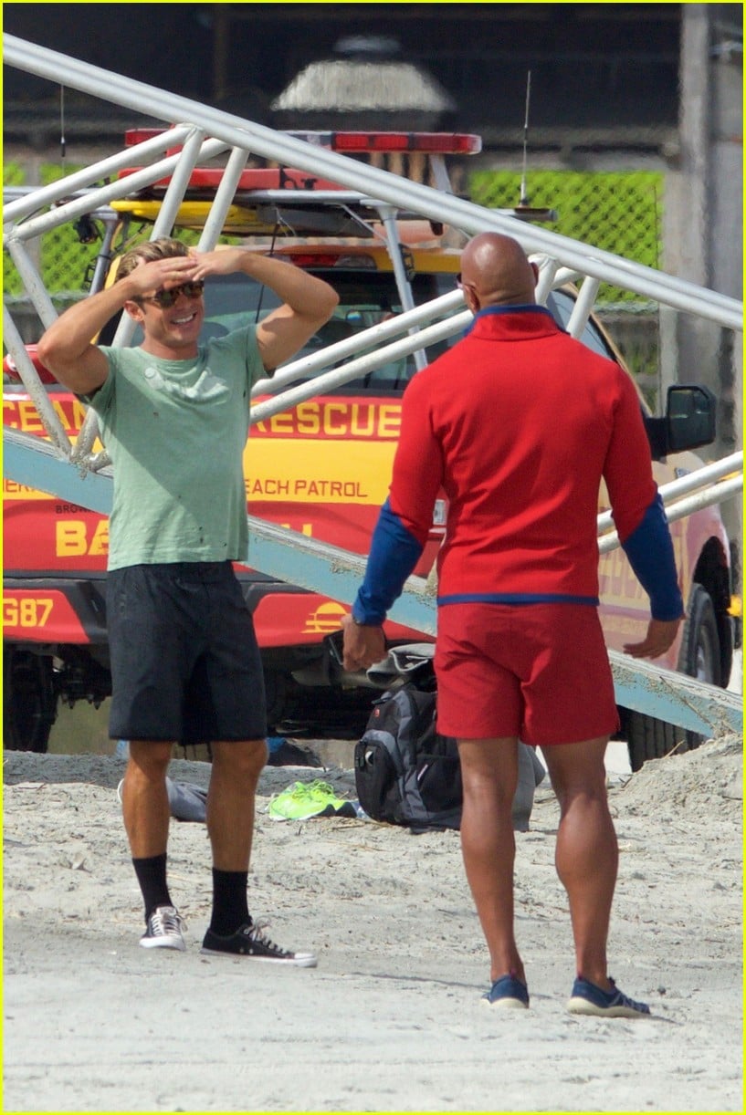 Zac Efron & Dwayne Johnson Are 'Avengers' on 'Baywatch' Set | Photo ...