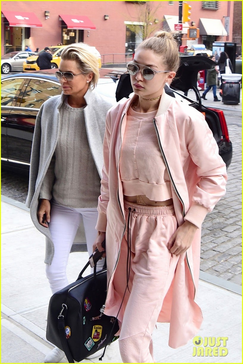 Gigi Hadid Talks Working With Zayn Malik He Is A Very Good Model   Gigi Hadid Yolanda Foster Step Out Together 01 