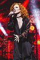 jess glynne bench collab continues apollo concert pics 04