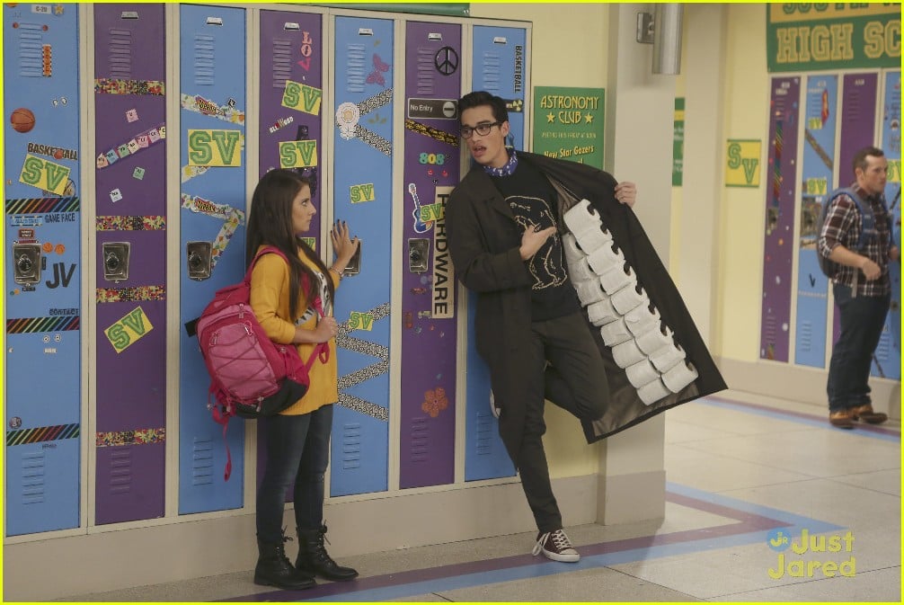 Maddie & Josh Go On Their First Date on 'Liv and Maddie' Tonight ...