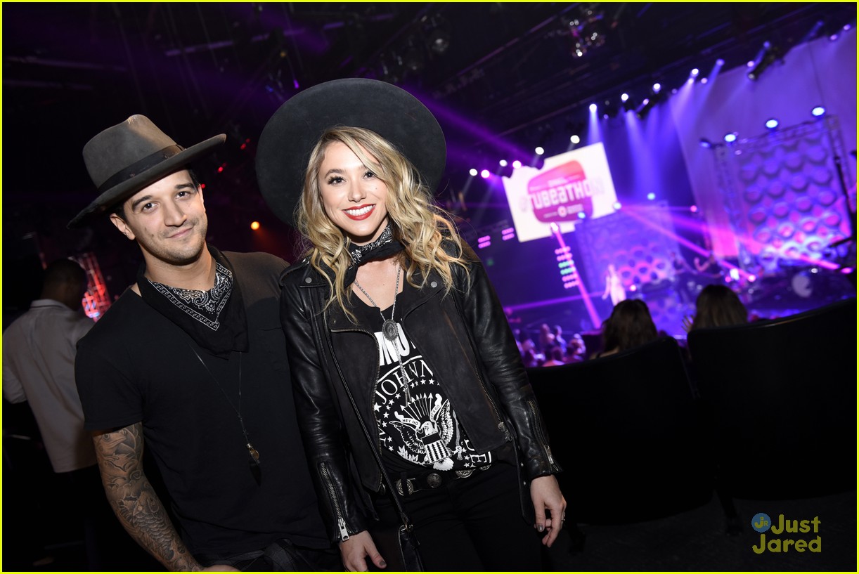 Sabrina Carpenter & Alexander Jean Perform at Tubeathon In Support of ...