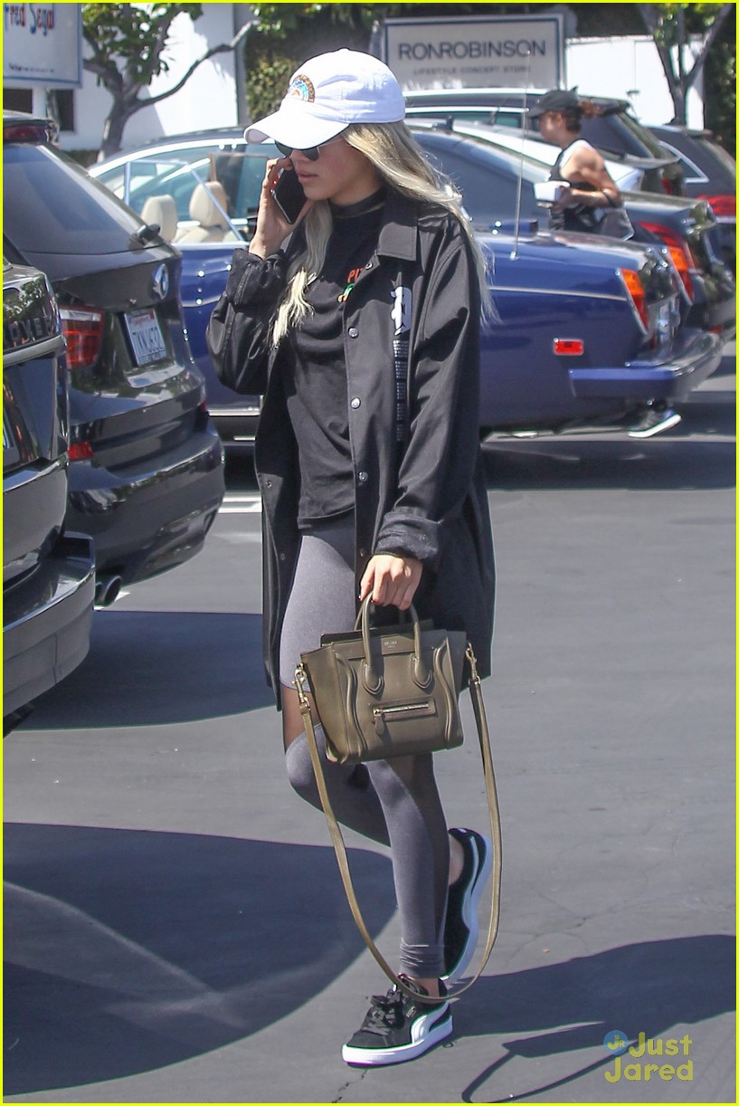 Sofia Richie Enjoys a Sunny Day in L.A. | Photo 961560 - Photo Gallery ...