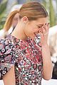 adele exarchopoulos last face cannes photocall 01