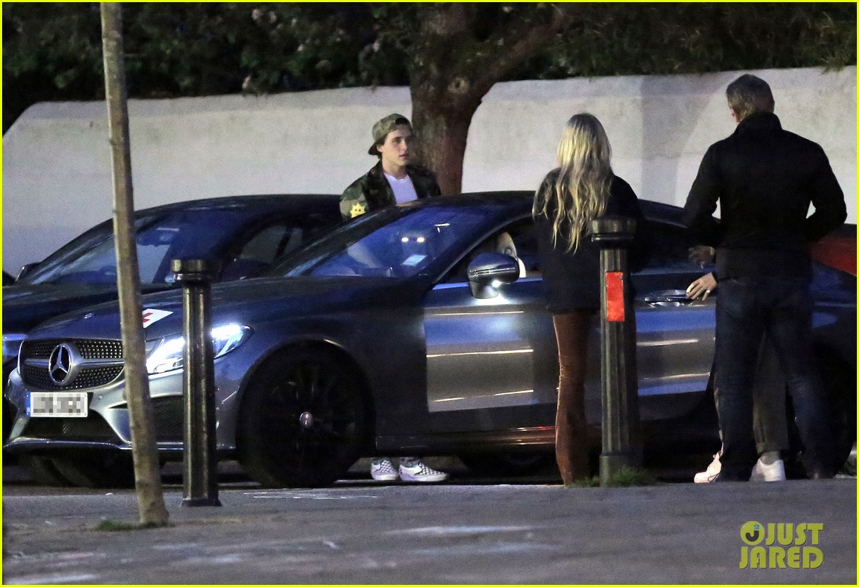 brooklyn victoria beckham fun video night out 01