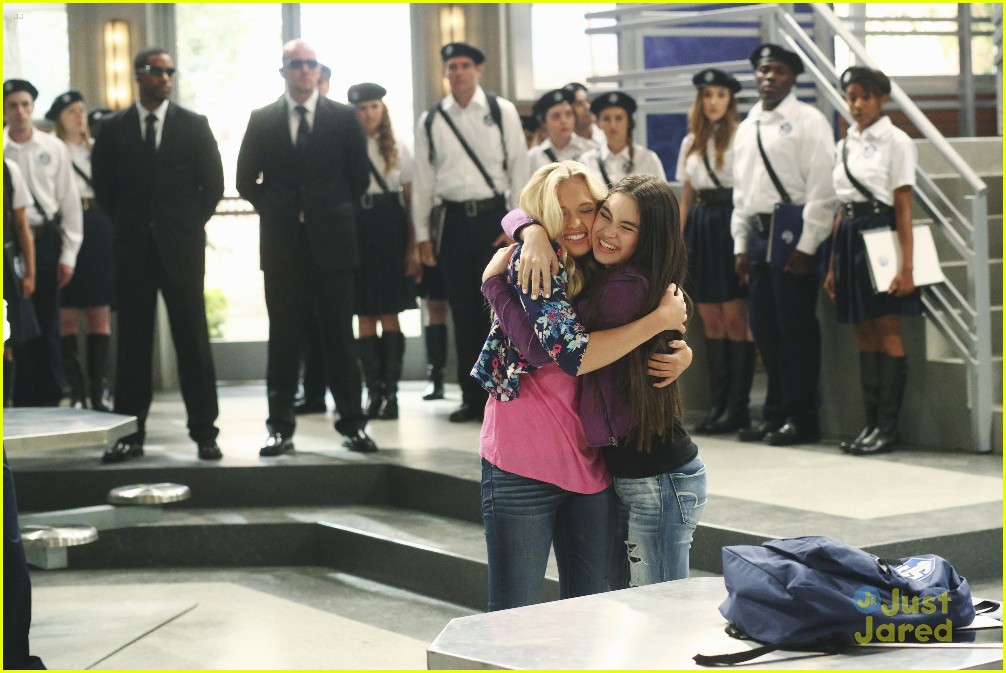 Shelby & Cyd Have To Fight To Save Their Future In New 'Best Friends