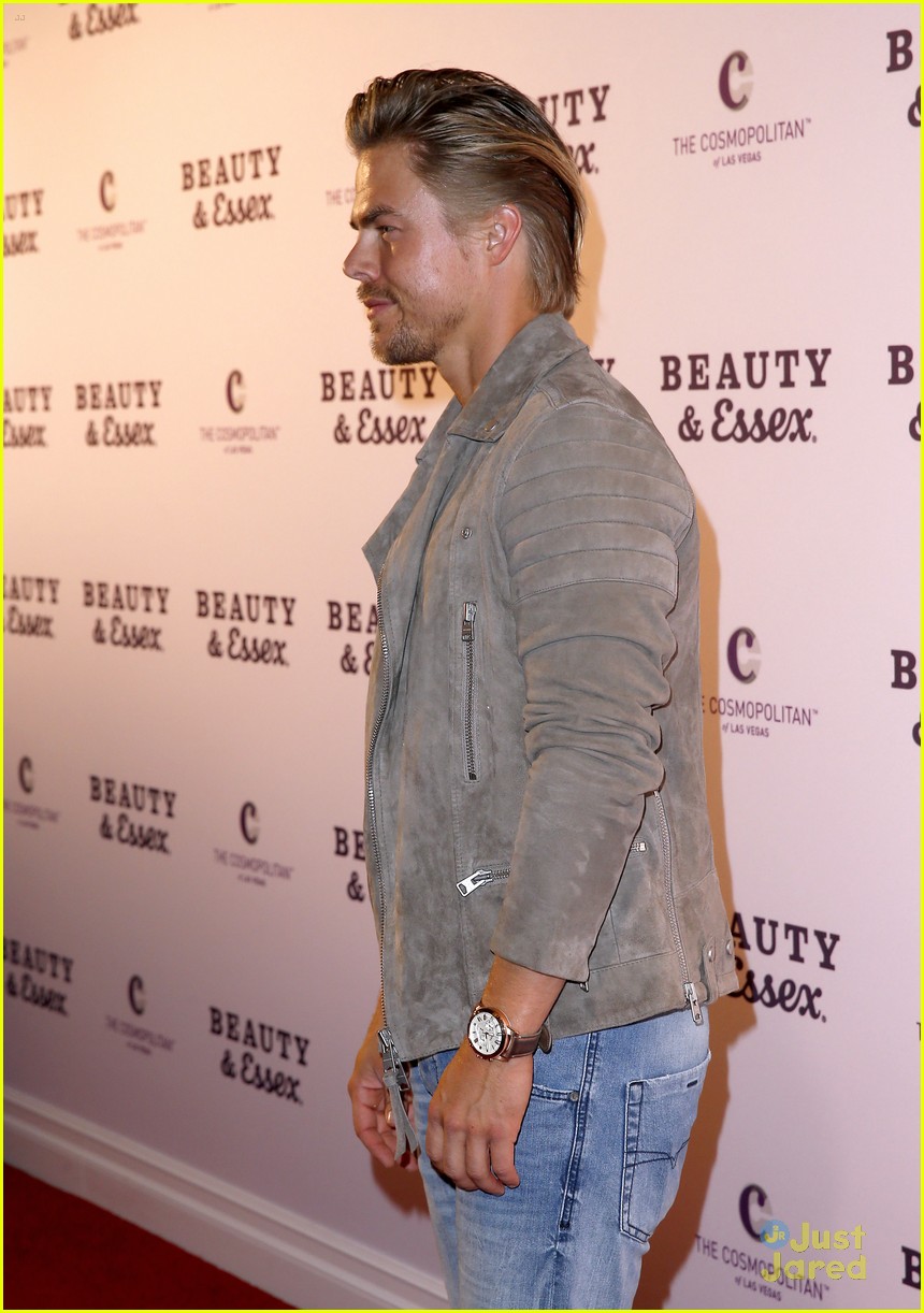 Derek Hough Wears Birthday Cake On His Head | Photo 971100 - Photo ...