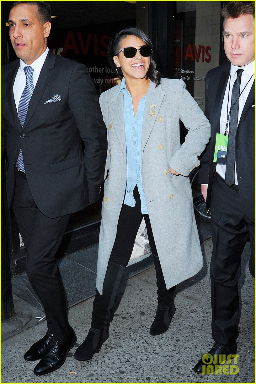 Gina Rodriguez Praises CW Network For CultureChanging Shows Photo