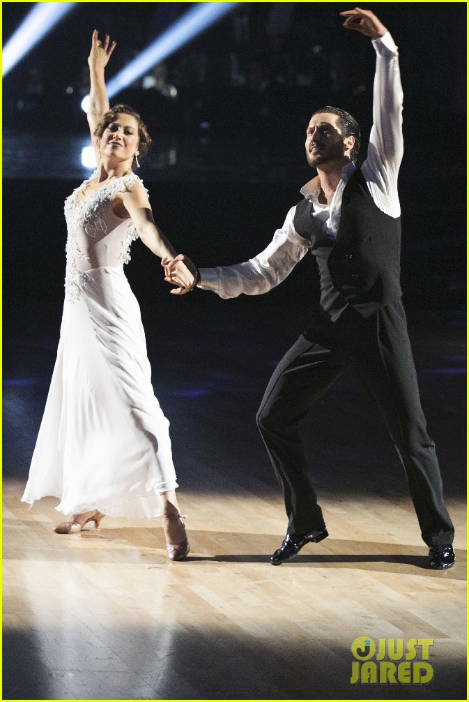 Full Sized Photo Of Ginger Zee Val Chmerkovskiy Viennese Waltz Dwts