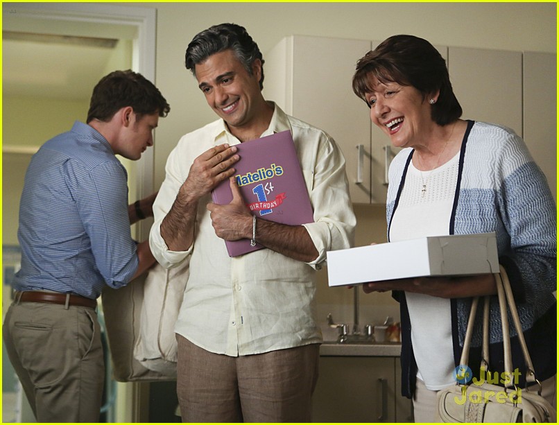 Jane & Rafael Celebrate Mateo's First Birthday on 'Jane The Virgin