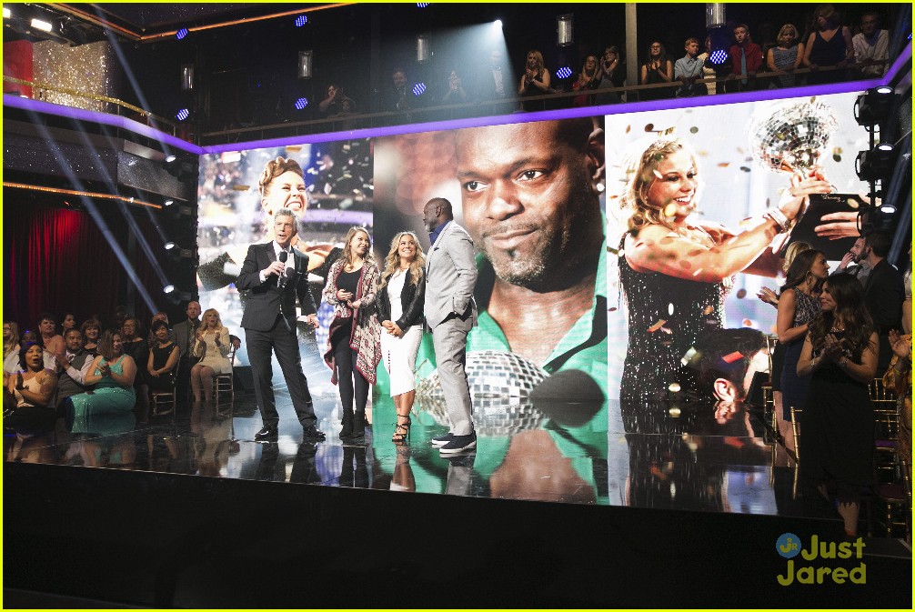 Nastia Liukin & Shawn Johnson Hit DWTS Season 22 Finale Together