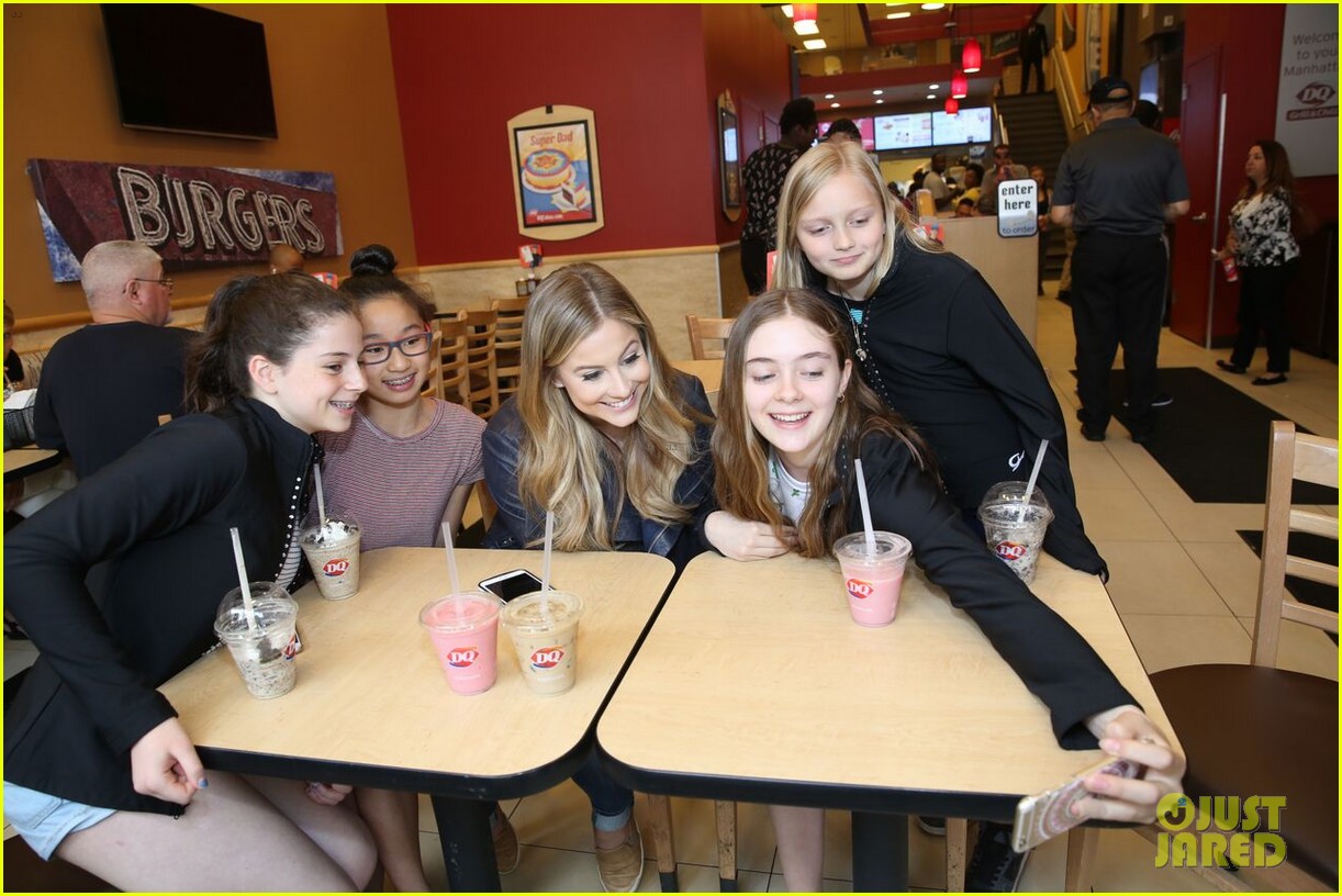 Full Sized Photo of shawn johnson dairy queen coffee nyc 03 Shawn