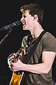 shawn mendes moving out apollo night two london 20