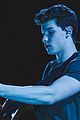 shawn mendes moving out apollo night two london 28