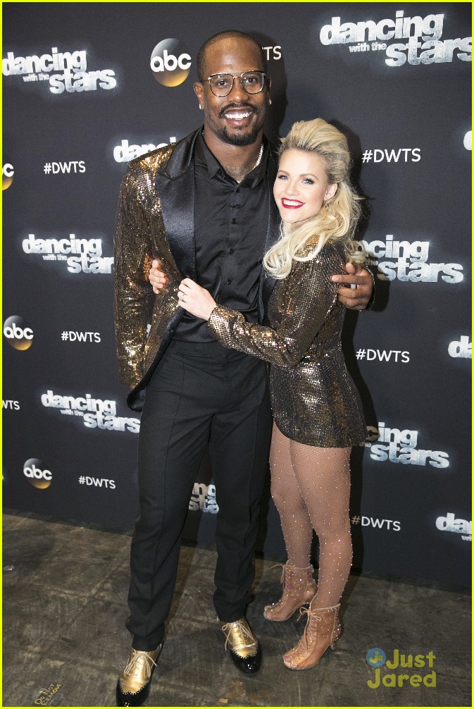 Witney Carson Pens Sweet Note to Von Miller After DWTS Elimination(01)