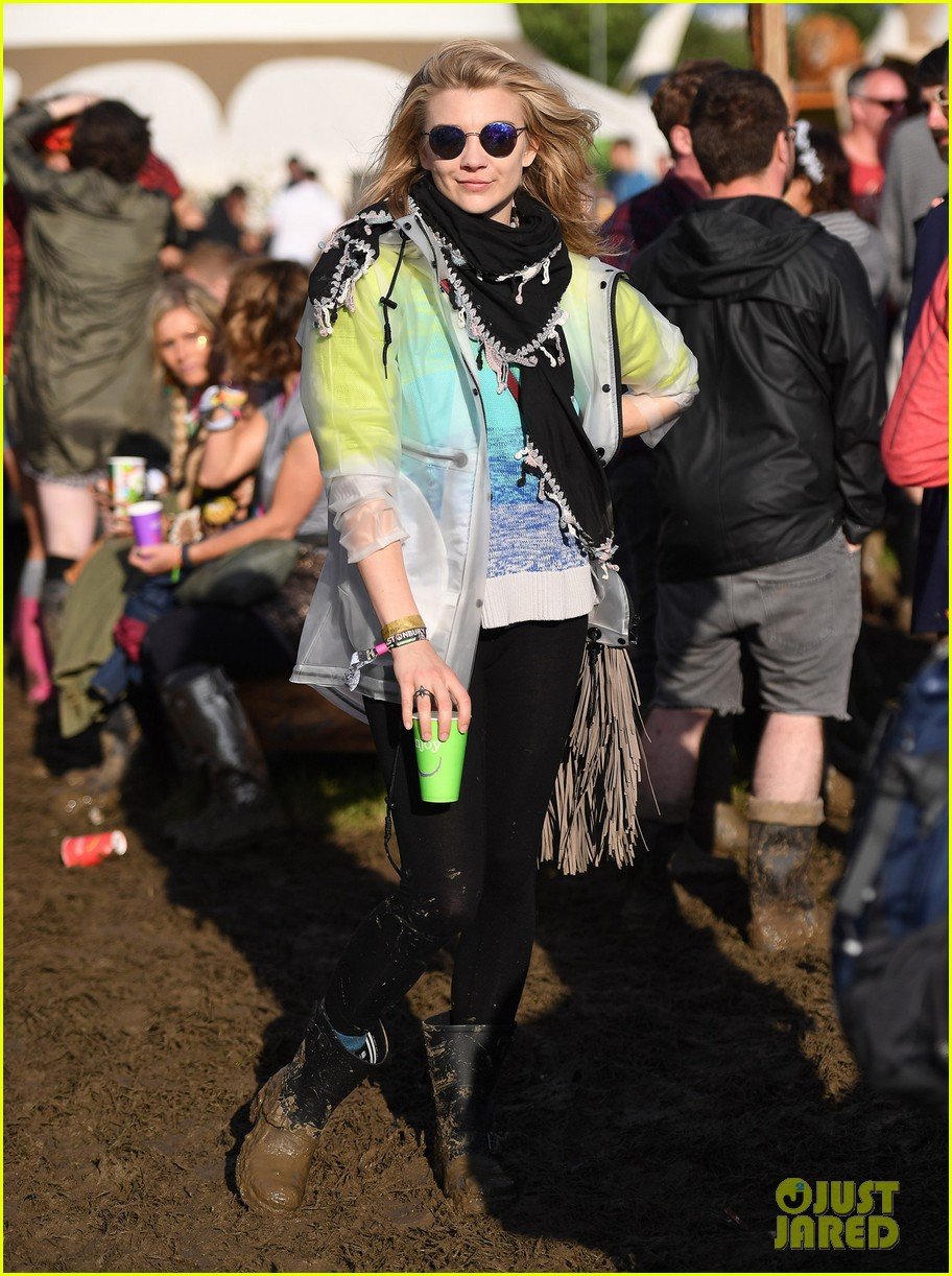 Full Sized Photo of natalie dormer ellie goulding galstonbury festival