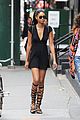chanel iman shows off her hairstylist skills 03