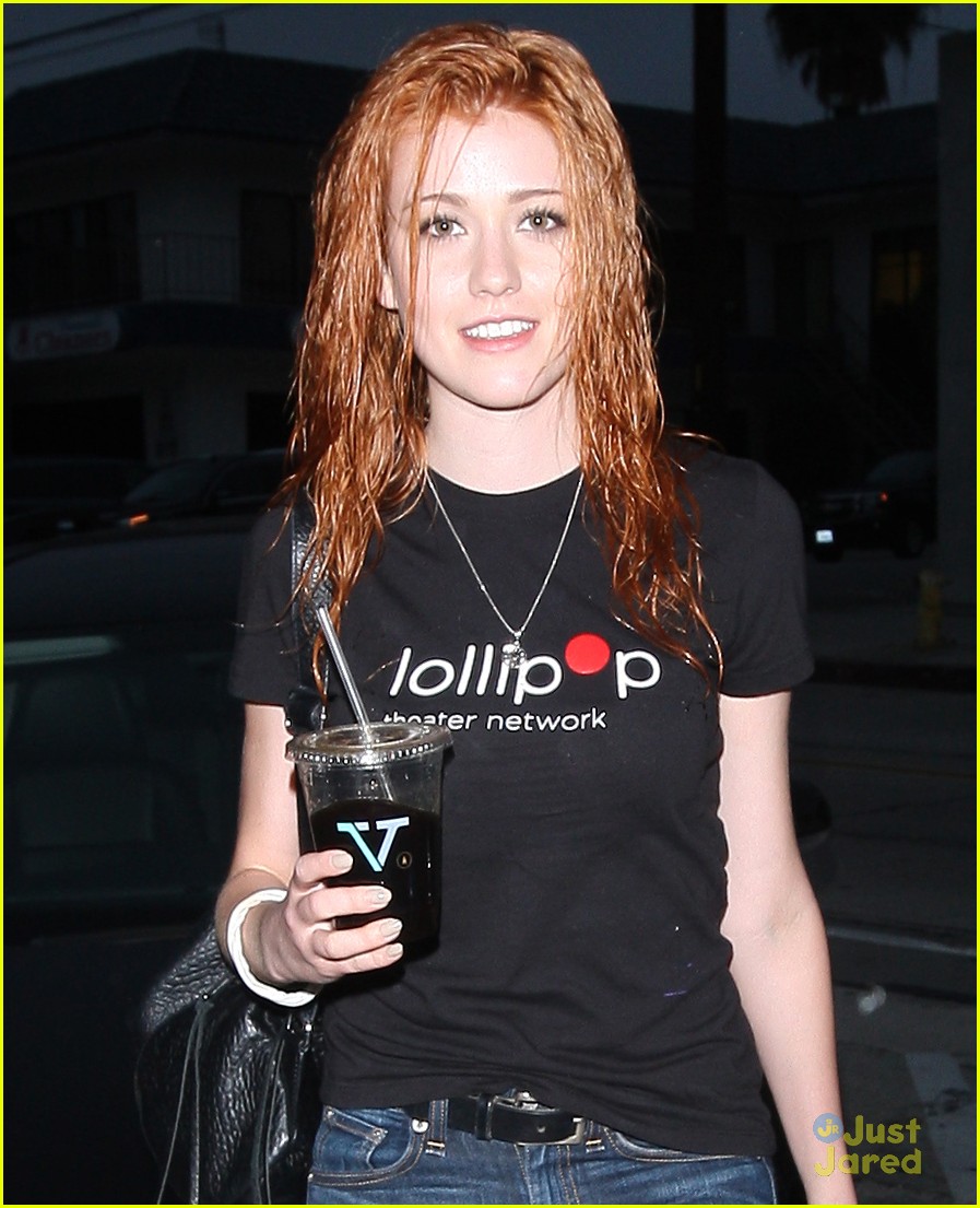 Full Sized Photo of katherine mcnamara wallflower jeans craigs dinner