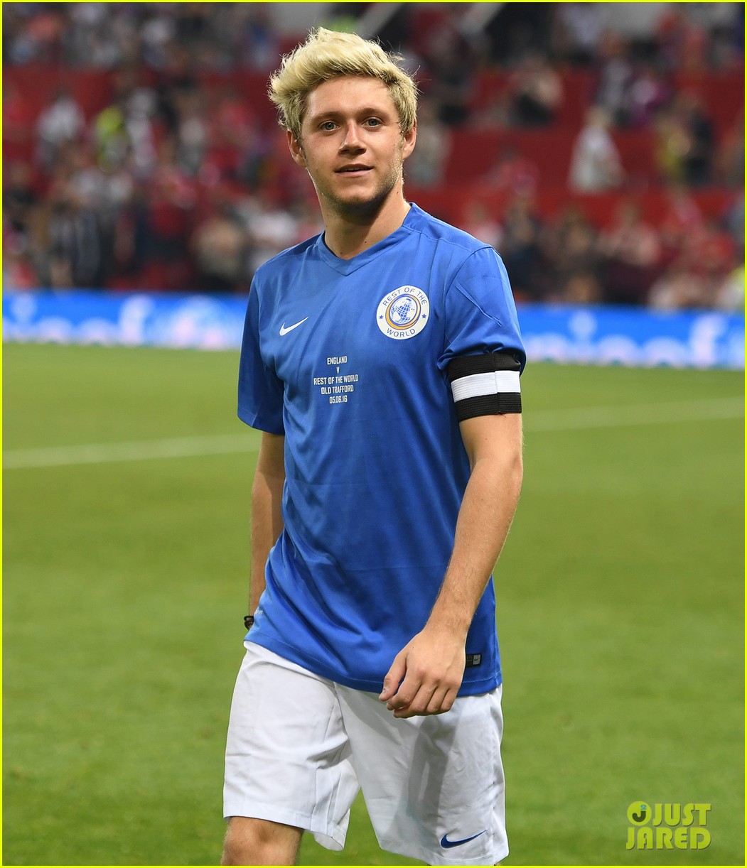 Niall Horan Louis tomlinson nouis football soccer one direction  Essential  T-Shirt for Sale by LotteSmits