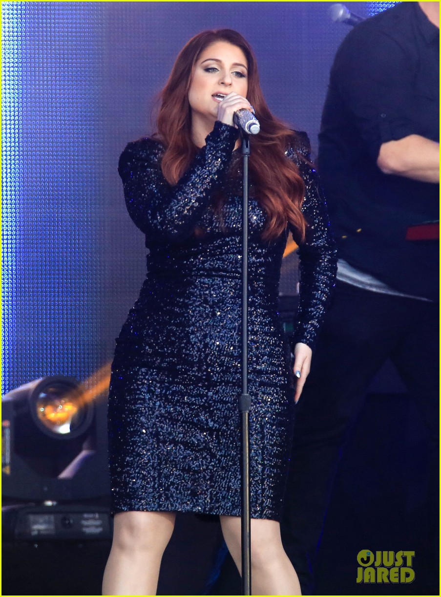 Full Sized Photo of meghan trainor performs jimmy kimmel live pics