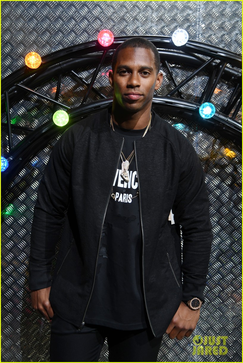 robert pattinson dior jordan