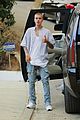 justin bieber parties in malibu over the weekend02016