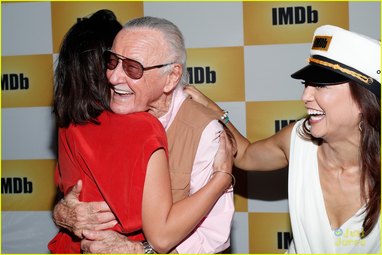 Chloe Bennet & Elizabeth Henstridge Announce 'SHIELD's Ghost Rider at