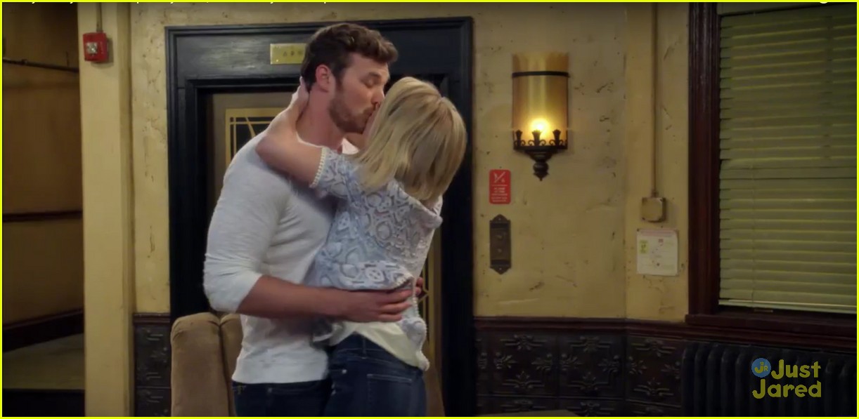 riley-danny-reunite-with-amazing-kiss-on-baby-daddy-watch-here
