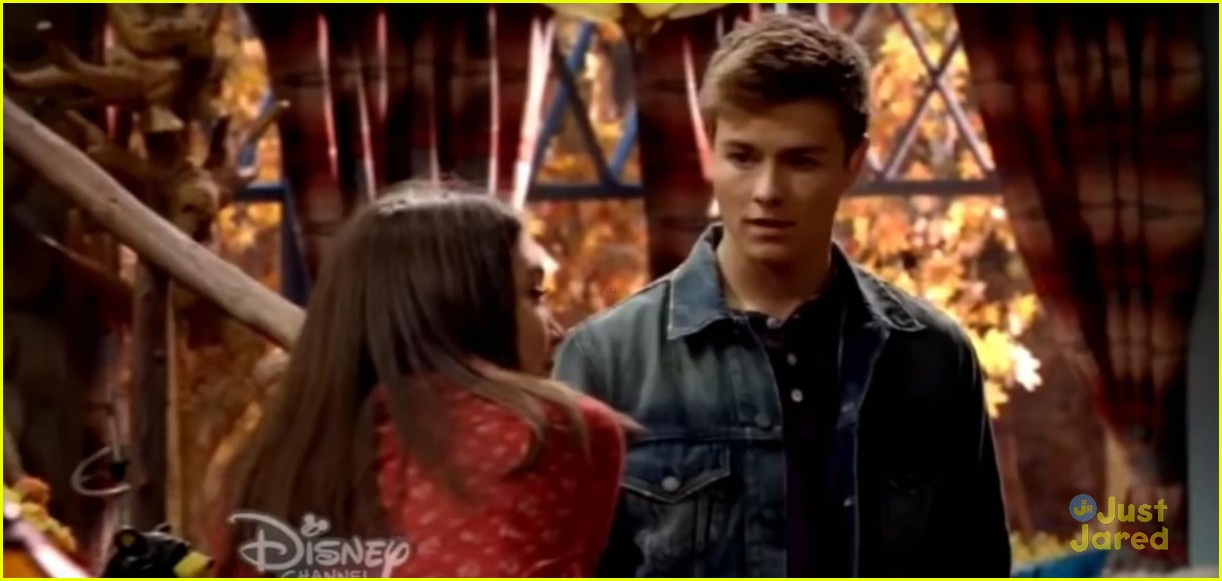 Full Sized Photo Of Girl Meets World Ski Lodge Recap Conclusion Triangle 47 Girl Meets World 9780