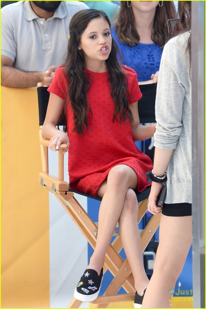 Jenna Ortega Promotes Stuck In The Middle On Gma Photo 997637 Photo Gallery Just Jared Jr