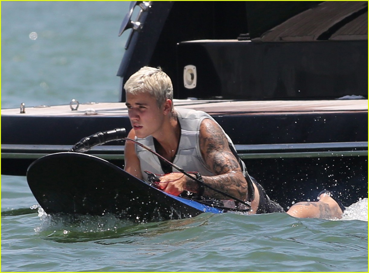 Full Sized Photo Of Justin Bieber Hangs On Yacht Brother Jaxon And Female Friend 36 Justin