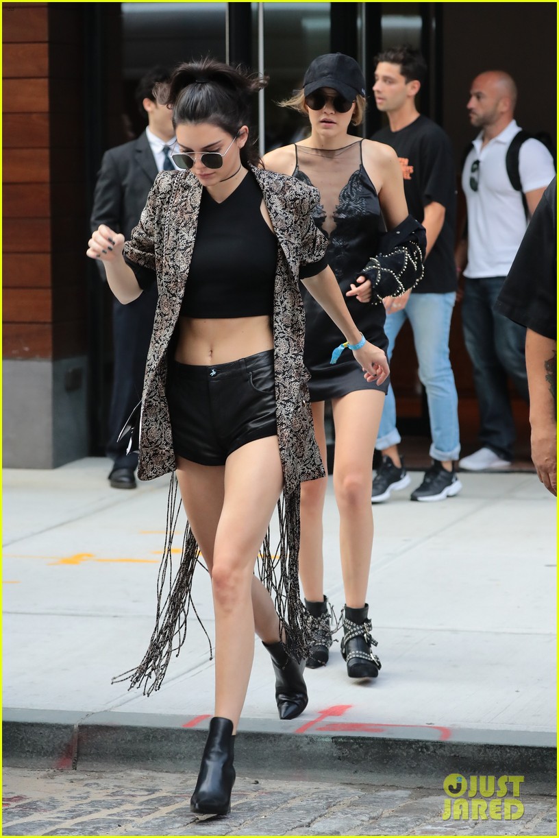 Kendall Jenner & Gigi Hadid Go Pantsless While Walking Jacquemus