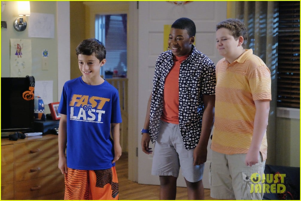 Young Athlete Ezra Frech Guest Stars on 'Kirby Buckets' Tonight - Watch an  Exclusive Clip!: Photo 1001563 | Exclusive, Ezra Frech, Kirby Buckets,  Television Pictures | Just Jared Jr.