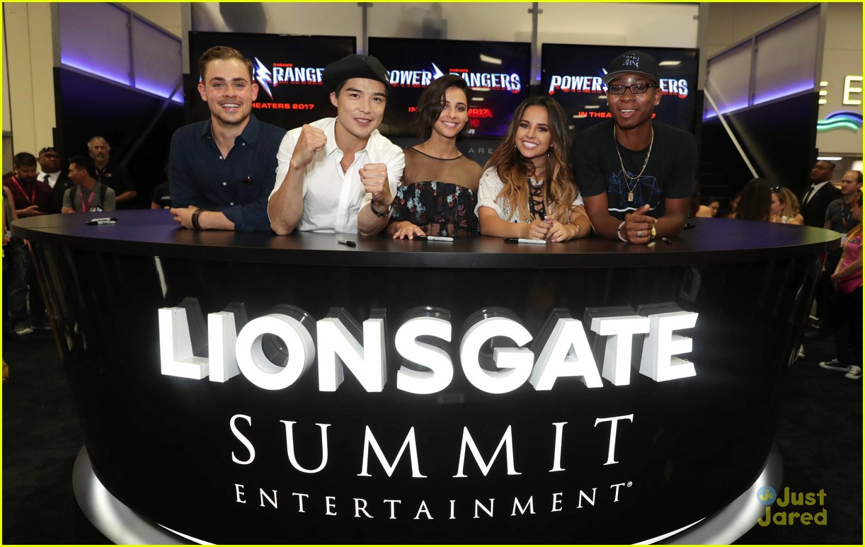 power rangers signing fandom awards wired cafe comic con 49