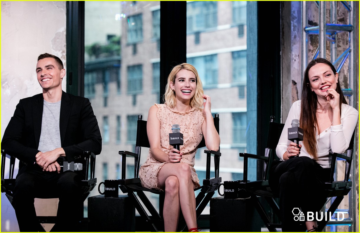 Full Sized Photo Of Emma Roberts Dave Franco Nerve Premiere Emma Roberts Skips Question On