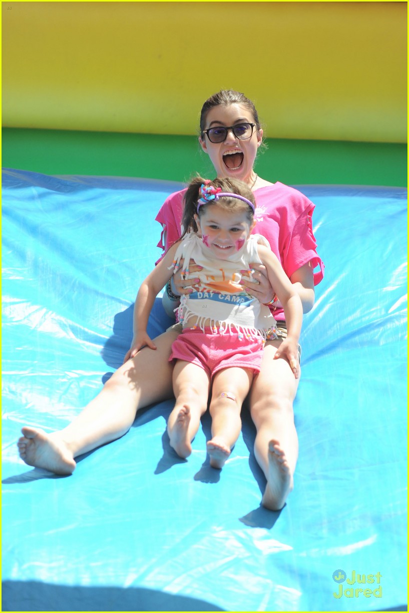 Sami Gayle Has Summer Fun With Kids at Sunrise Day Camp Carnival ...