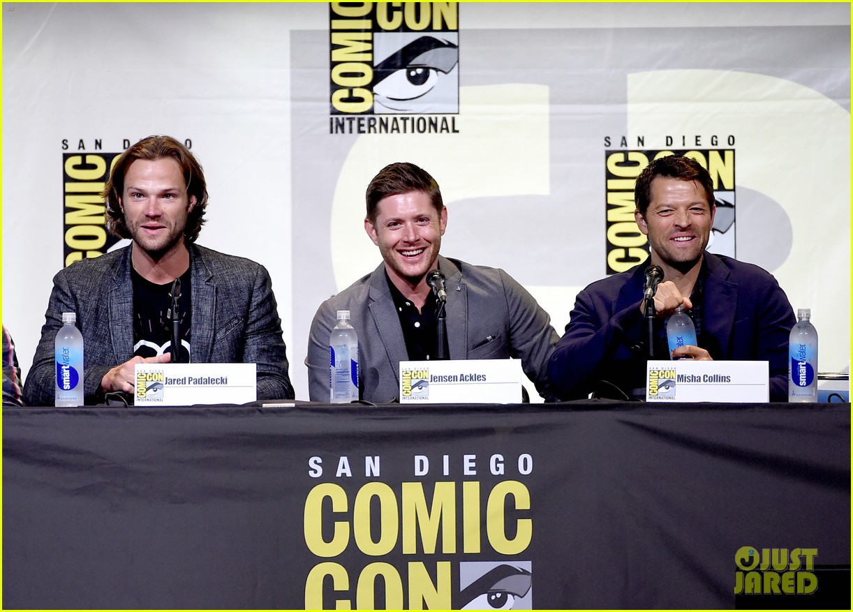 Couple Gets Engaged During 'Supernatural' ComicCon 2016 Panel! Photo