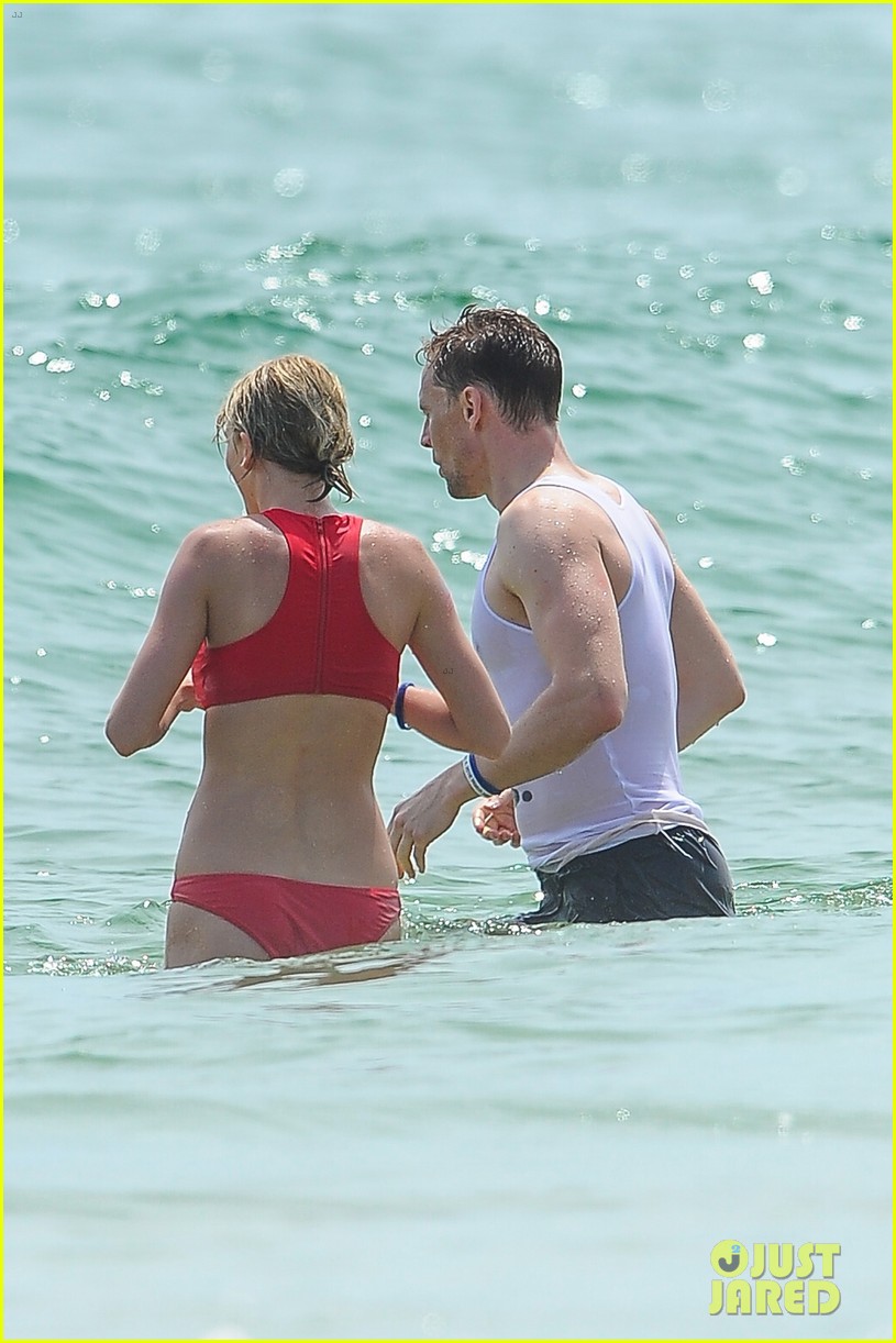 Full Sized Photo Of Taylor Swift Tom Hiddleston Hug Hold Hands Pre July 4th Party 12 Taylor 