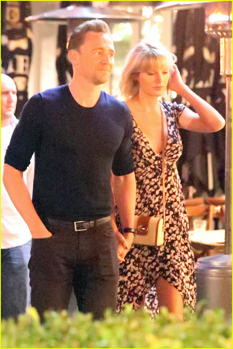 Full Sized Photo Of Taylor Swift Tom Hiddleston Hold Hands For Romantic Dinner Date 16 Taylor 
